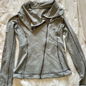 Lucy Athletic Zip-up, size XS